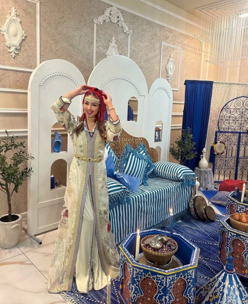 Salon marocain au décor bleu à Event Palace